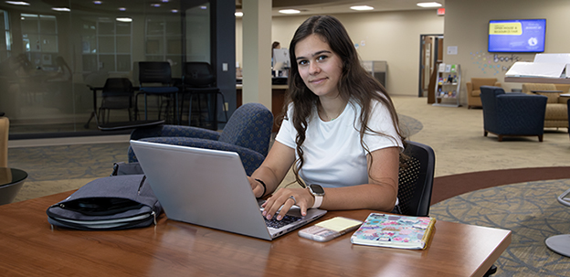 Student in Student Success Center